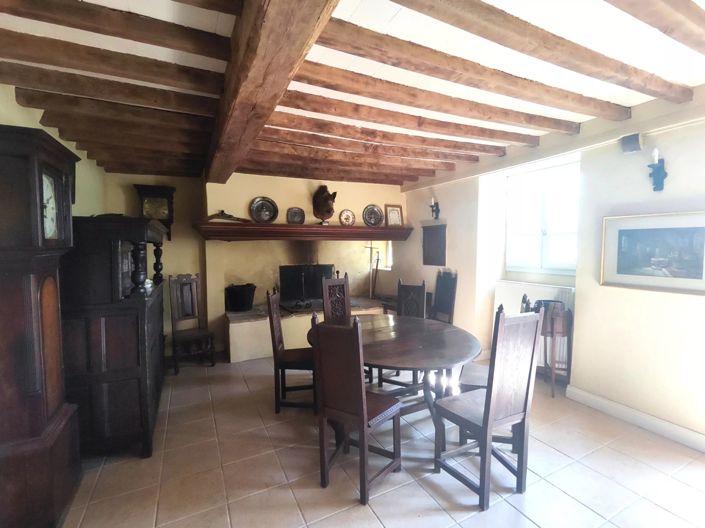 Image No.19-6 Bed House for sale