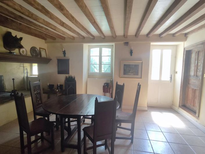 Image No.20-6 Bed House for sale