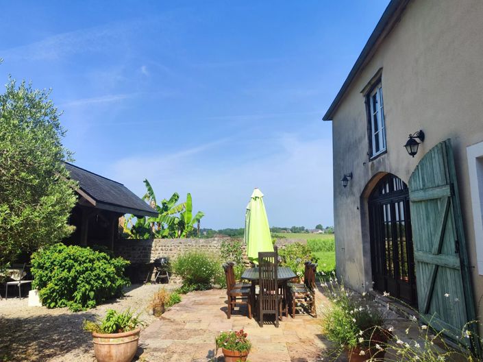 Image No.8-6 Bed House for sale