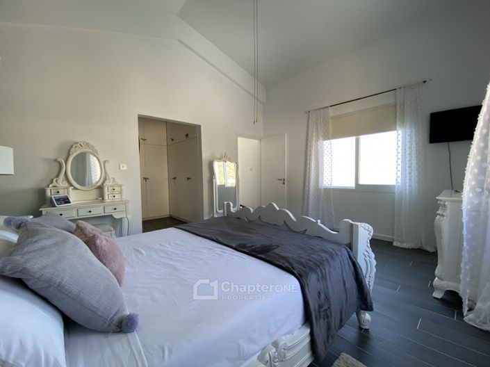 Image No.18-4 Bed Villa for sale