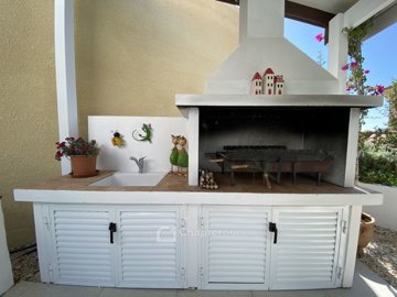 Detached Villa For Sale  in  Peyia