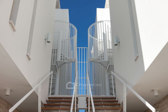 Image No.26-4 Bed Villa for sale