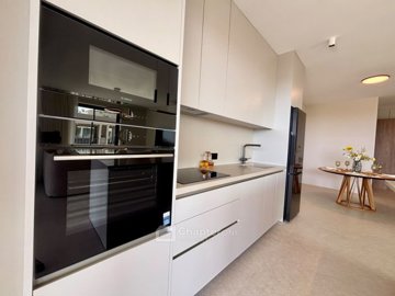Apartment For Sale  in  Paphos Town