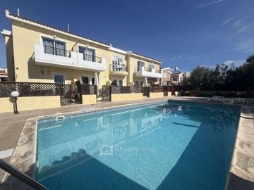 Town House For Sale  in  Chlorakas