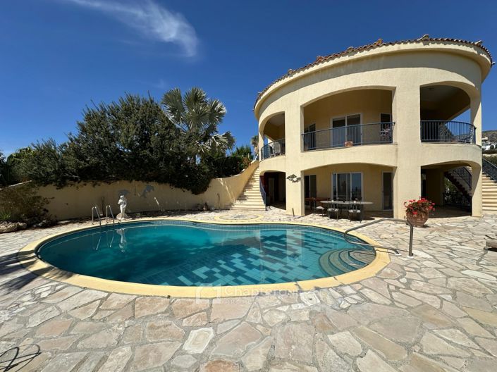 Image No.1-4 Bed Villa for sale