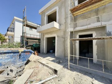 Semi Detached Villa For Sale  in  Geroskipou