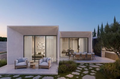 Detached Villa For Sale  in  Kato Paphos - Tombs of The Kings