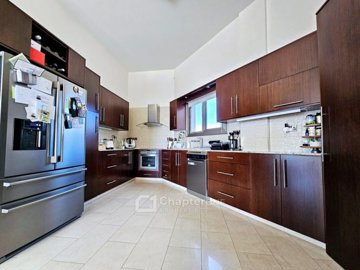Bungalow For Sale  in  Armou
