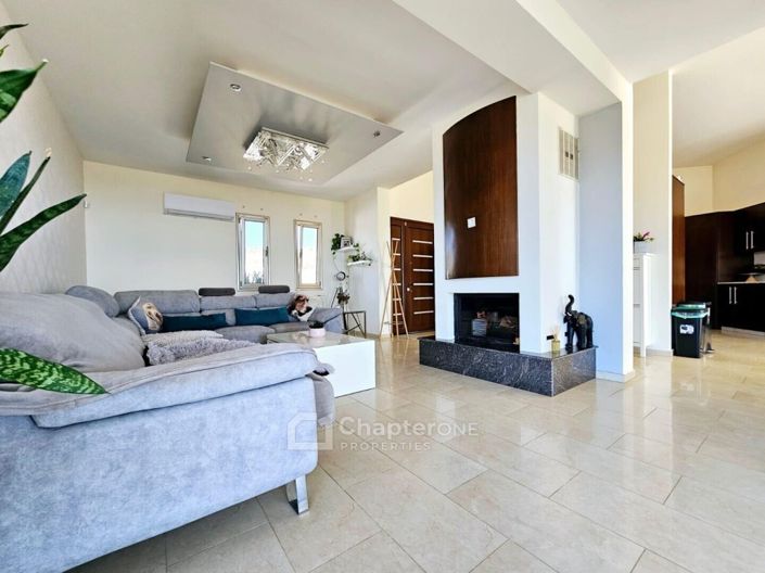 Image No.27-4 Bed Bungalow for sale