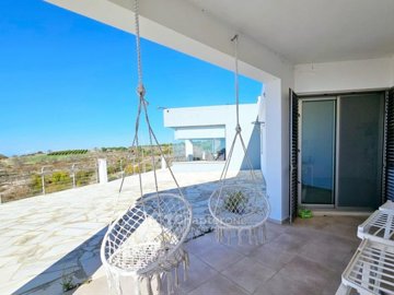 Bungalow For Sale  in  Armou