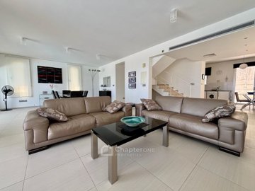 Detached Villa For Sale  in  Geroskipou