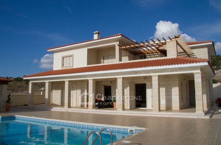 Image No.16-8 Bed Villa for sale