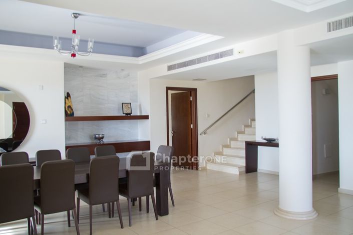 Image No.17-8 Bed Villa for sale