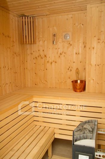 Image No.18-8 Bed Villa for sale