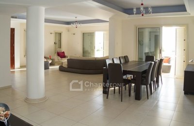 Detached Villa For Sale  in  Peyia