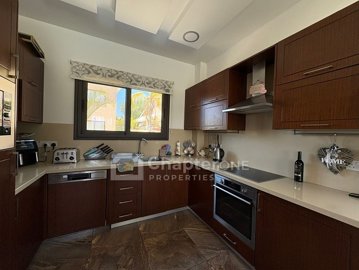 IMG-10289-10289-9