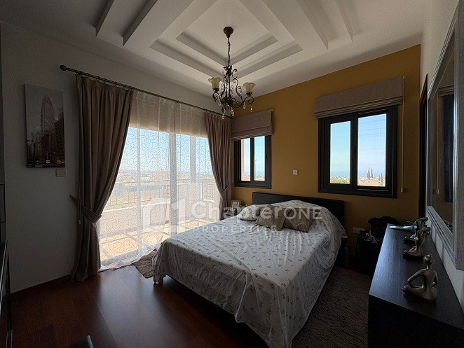 Image No.14-3 Bed Villa for sale