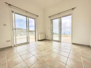 Detached Villa For Sale  in  Tsada