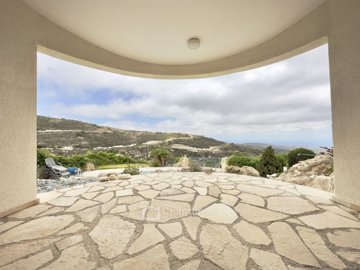 Detached Villa For Sale  in  Tsada
