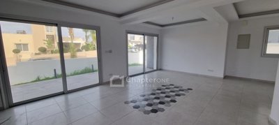 Detached Villa For Sale  in  Anavargos