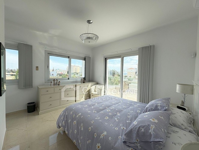 Image No.25-Villa de 7 chambres à vendre à Geroskipou