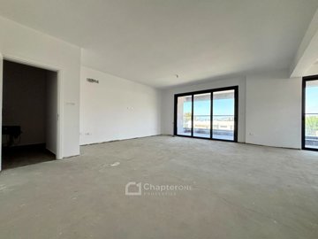 Apartment For Sale  in  Empa