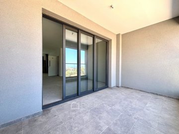 Apartment For Sale  in  Empa