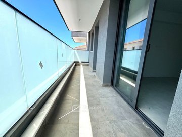 Apartment For Sale  in  Empa