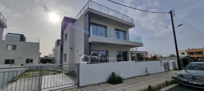 Detached Villa For Sale  in  Anavargos