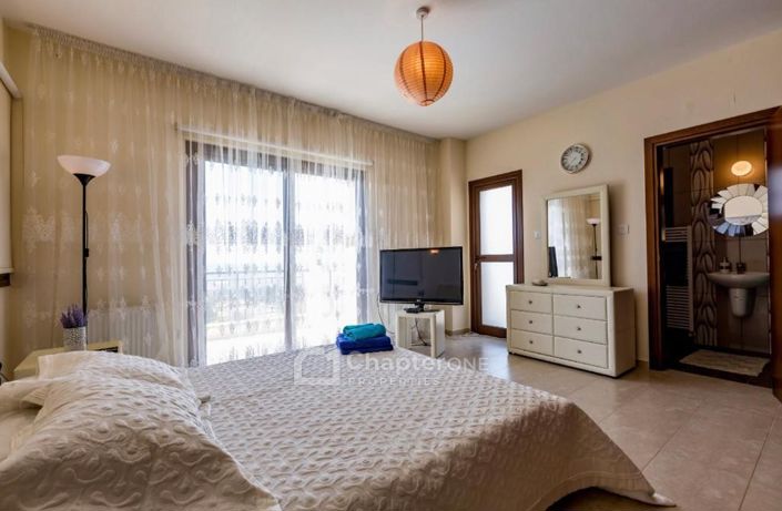 Image No.14-Villa de 5 chambres à vendre à Thrinia