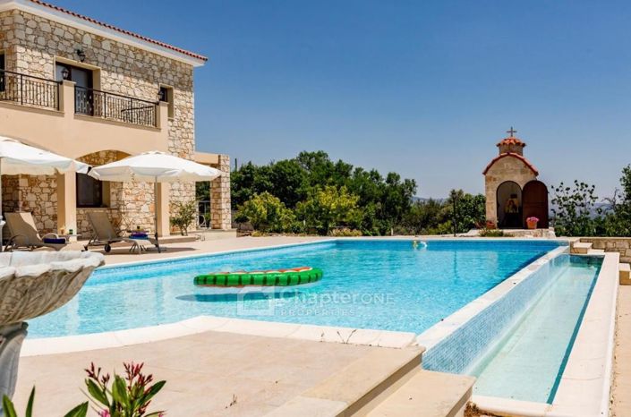 Image No.16-Villa de 5 chambres à vendre à Thrinia