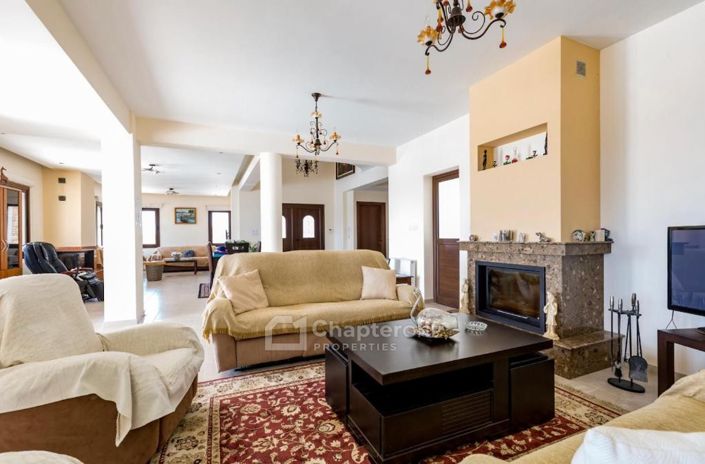 Image No.6-Villa de 5 chambres à vendre à Thrinia