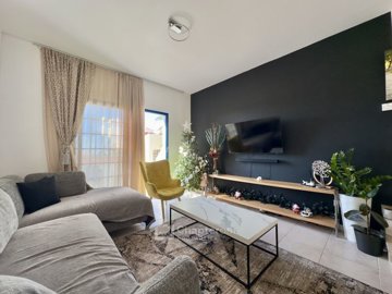 Semi Detached Villa For Sale  in  Kato Paphos - Universal