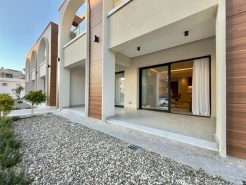 Ground Floor Apartment For Sale  in  Chlorakas