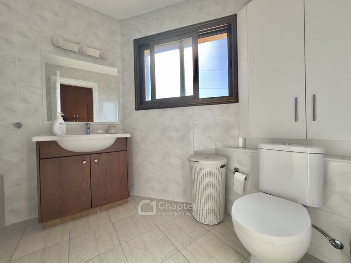 Image No.12-3 Bed Villa for sale