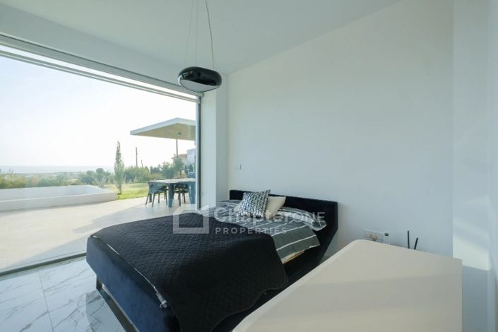 Image No.18-4 Bed Villa for sale