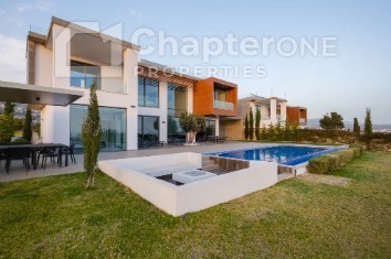 Detached Villa For Sale  in  Peyia