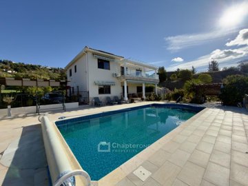 4 Bed Villa for sale