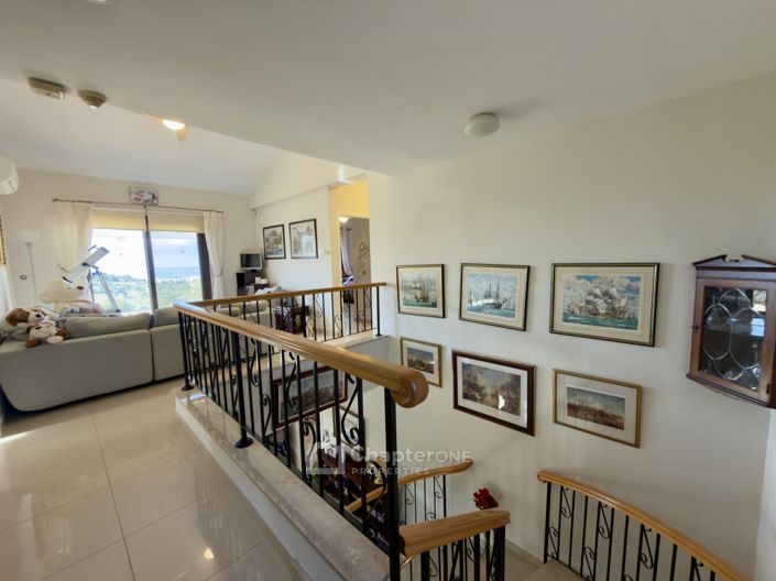 Image No.10-4 Bed Villa for sale