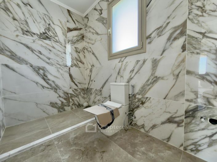 Image No.5-Villa de 7 chambres à vendre à Peyia