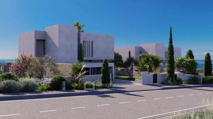 Image No.5-5 Bed Villa for sale