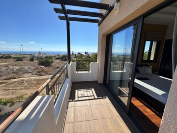 Detached Villa For Sale  in  Peyia