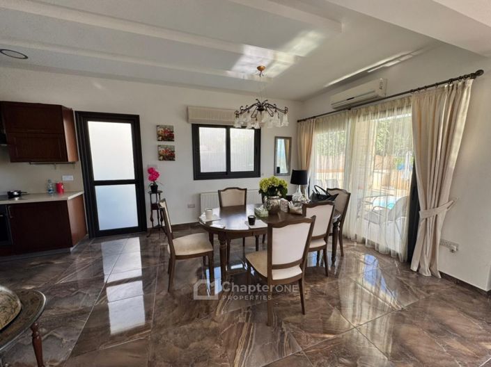 Image No.2-3 Bed Villa for sale