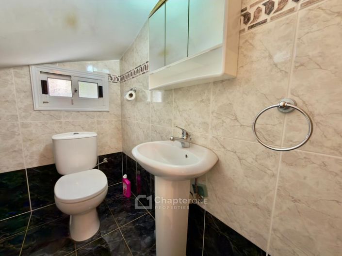 Image No.10-3 Bed Villa for sale