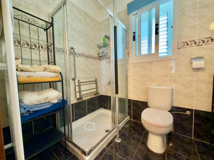 Image No.14-3 Bed Villa for sale