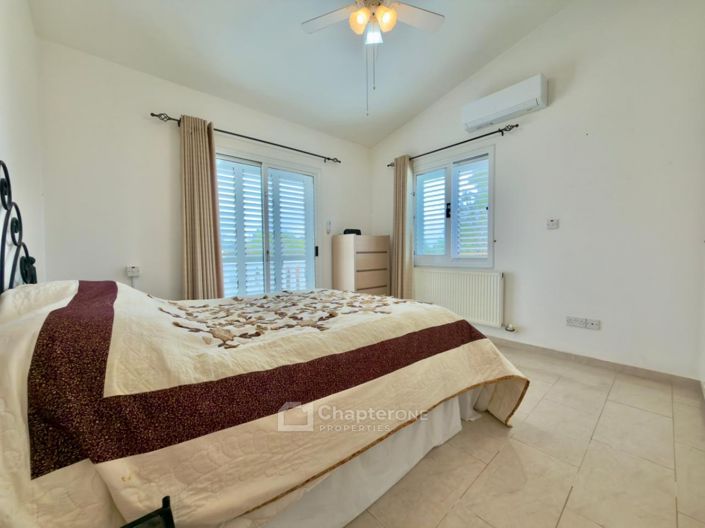 Image No.17-3 Bed Villa for sale