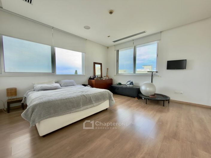 Image No.12-5 Bed Villa for sale