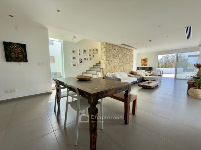 Image No.6-5 Bed Villa for sale