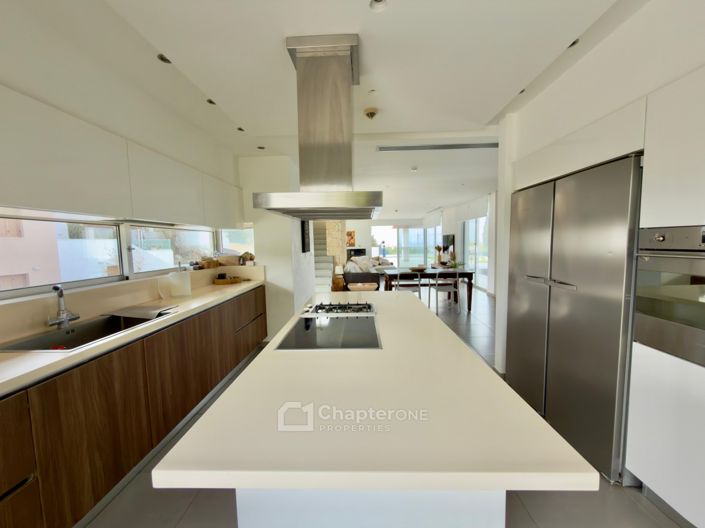 Image No.9-5 Bed Villa for sale