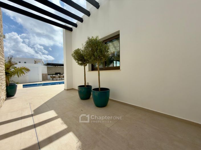 Image No.30-3 Bed Villa for sale